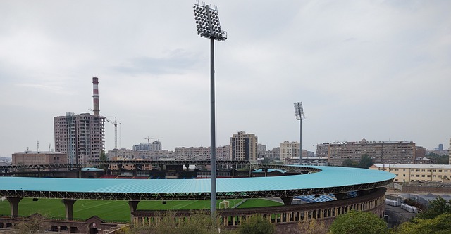 与姆巴佩相 与姆巴佩相