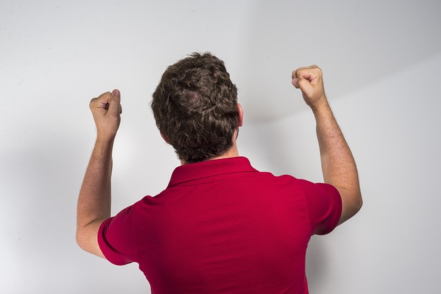 而令人惊讶 而令人惊讶